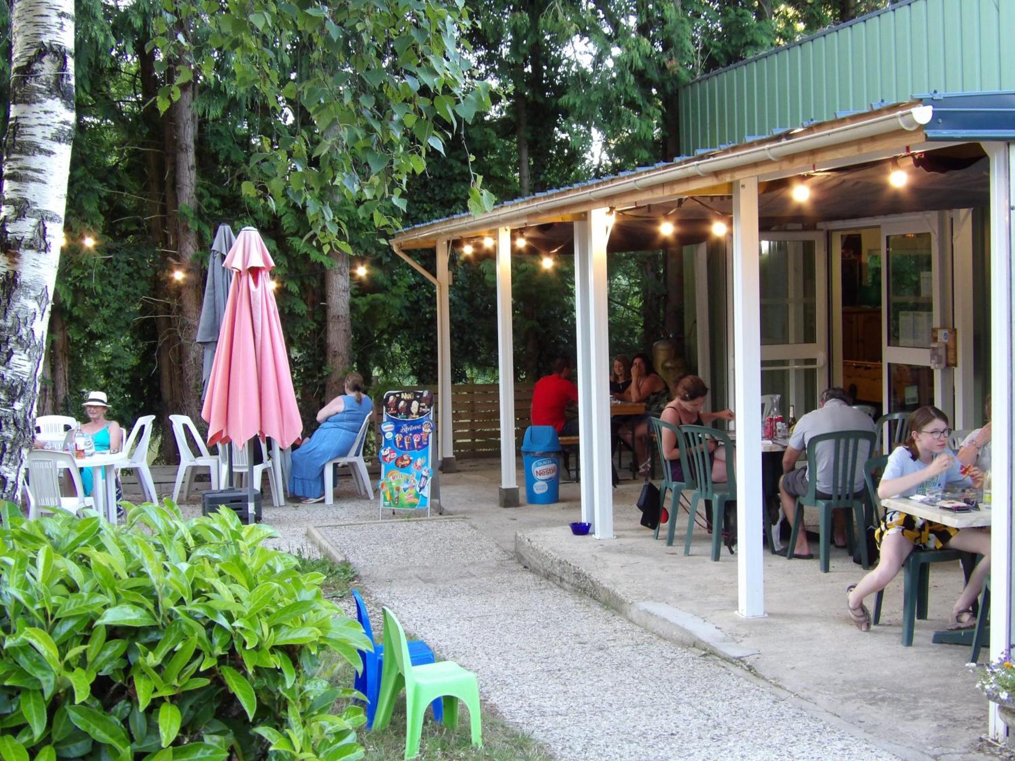 Camping Smile & Braudieres Mézières-sous-Lavardin Exteriör bild