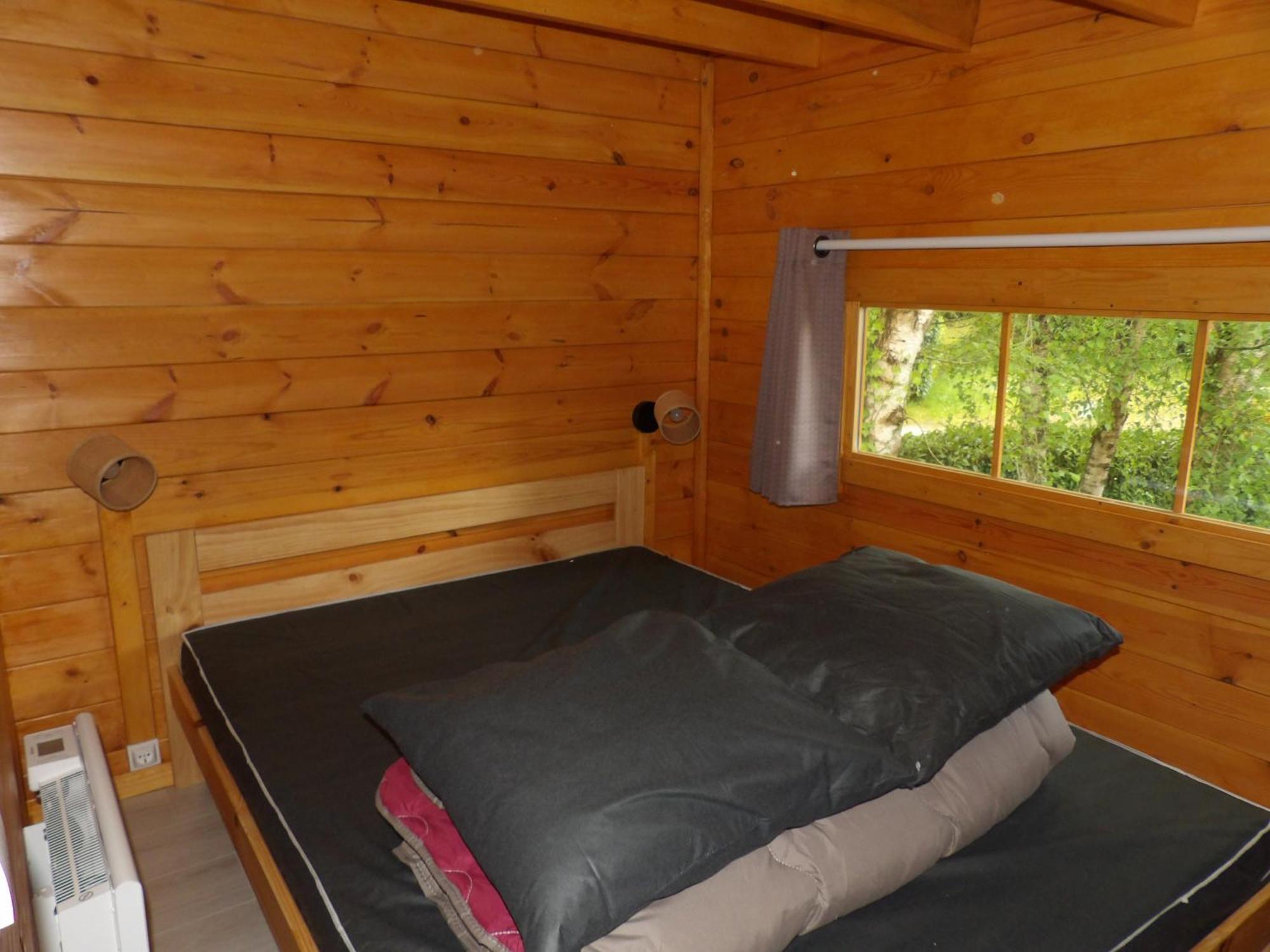 Camping Smile & Braudieres Mézières-sous-Lavardin Exteriör bild