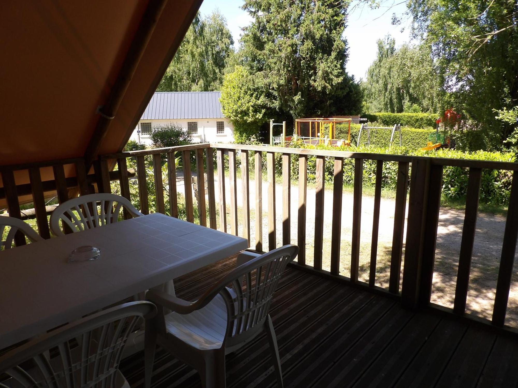 Camping Smile & Braudieres Mézières-sous-Lavardin Exteriör bild