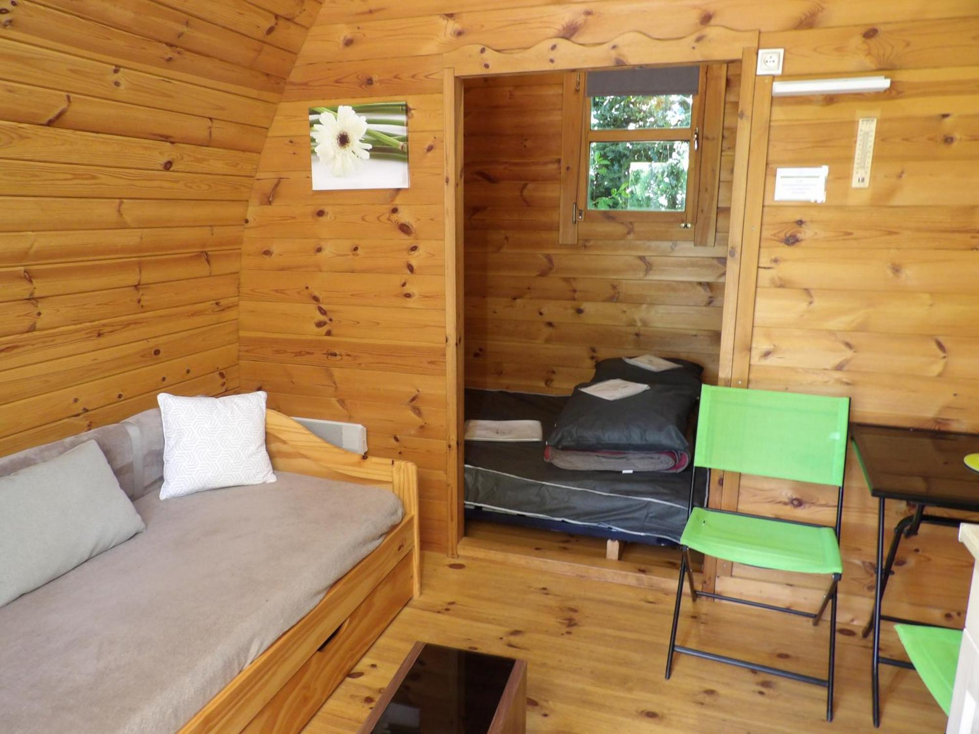 Camping Smile & Braudieres Mézières-sous-Lavardin Exteriör bild