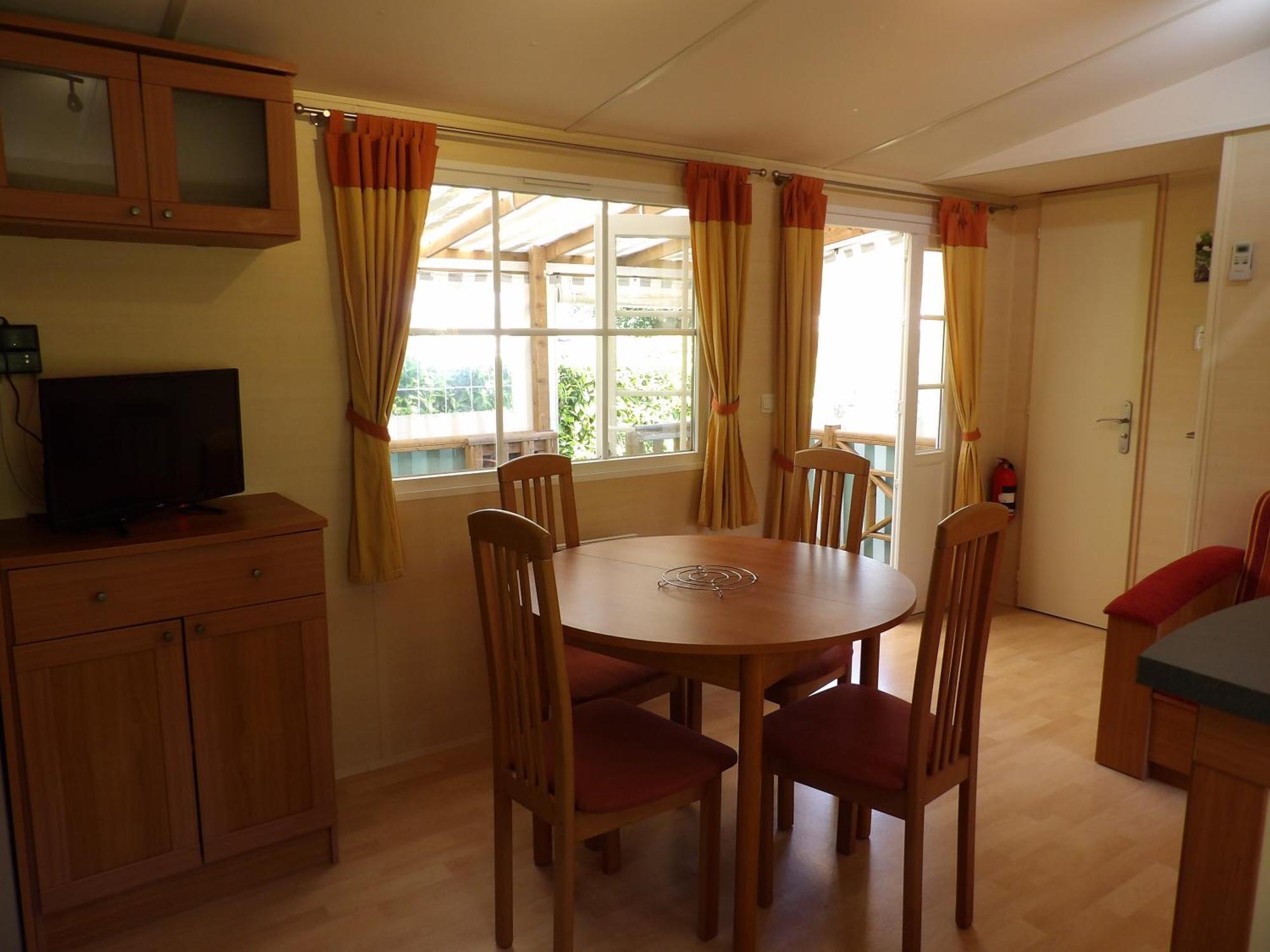 Camping Smile & Braudieres Mézières-sous-Lavardin Exteriör bild