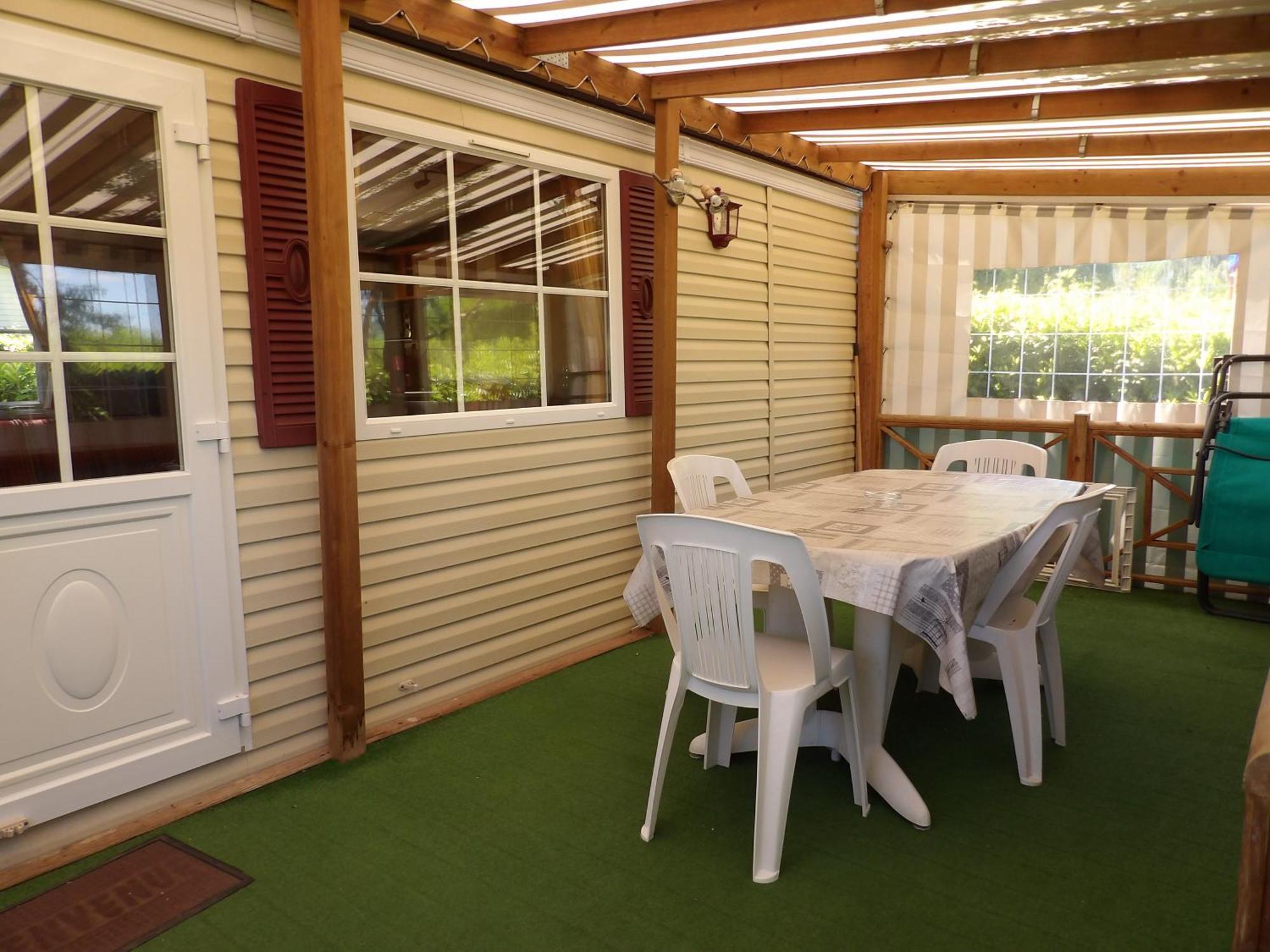 Camping Smile & Braudieres Mézières-sous-Lavardin Exteriör bild