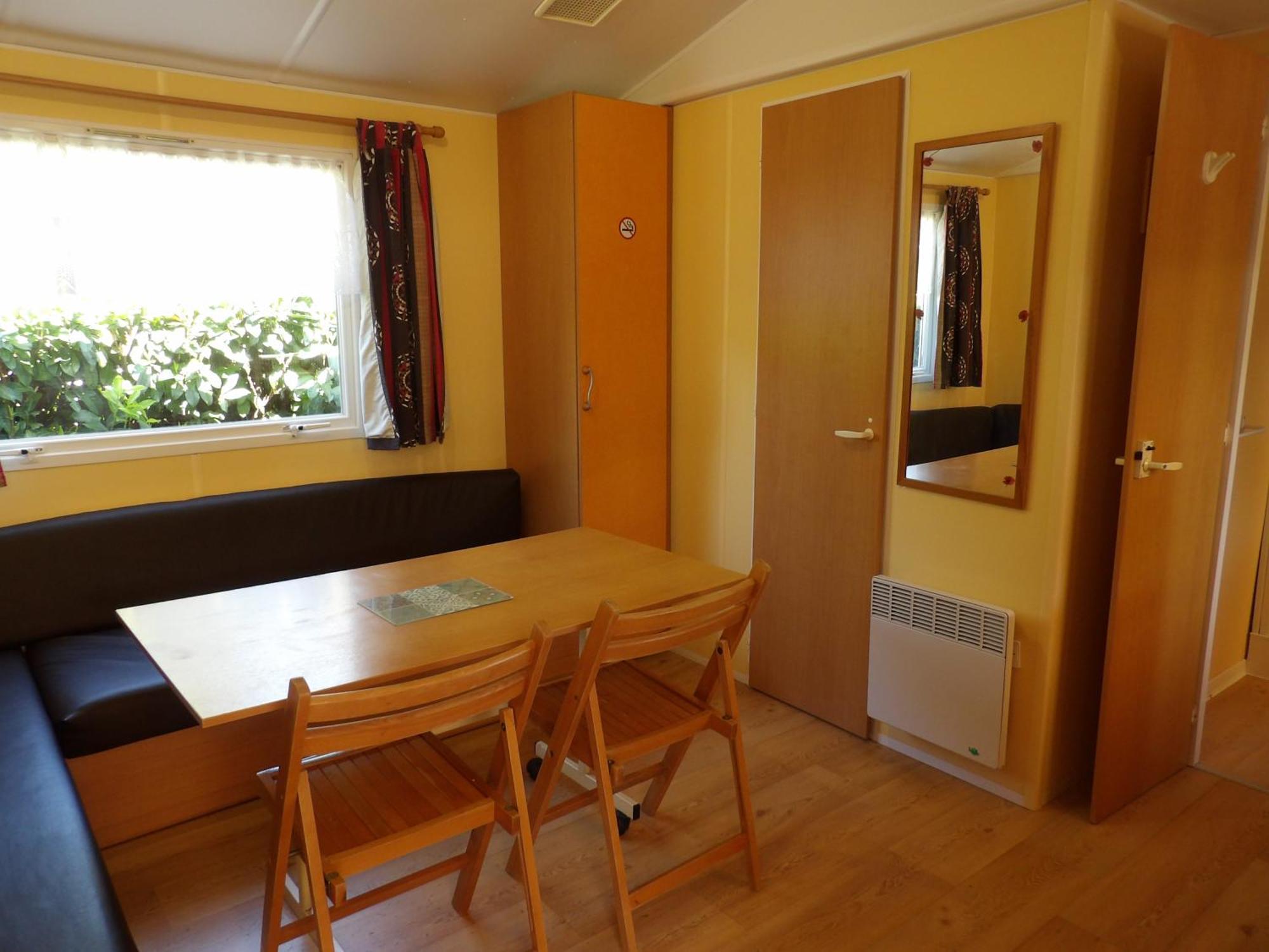 Camping Smile & Braudieres Mézières-sous-Lavardin Exteriör bild